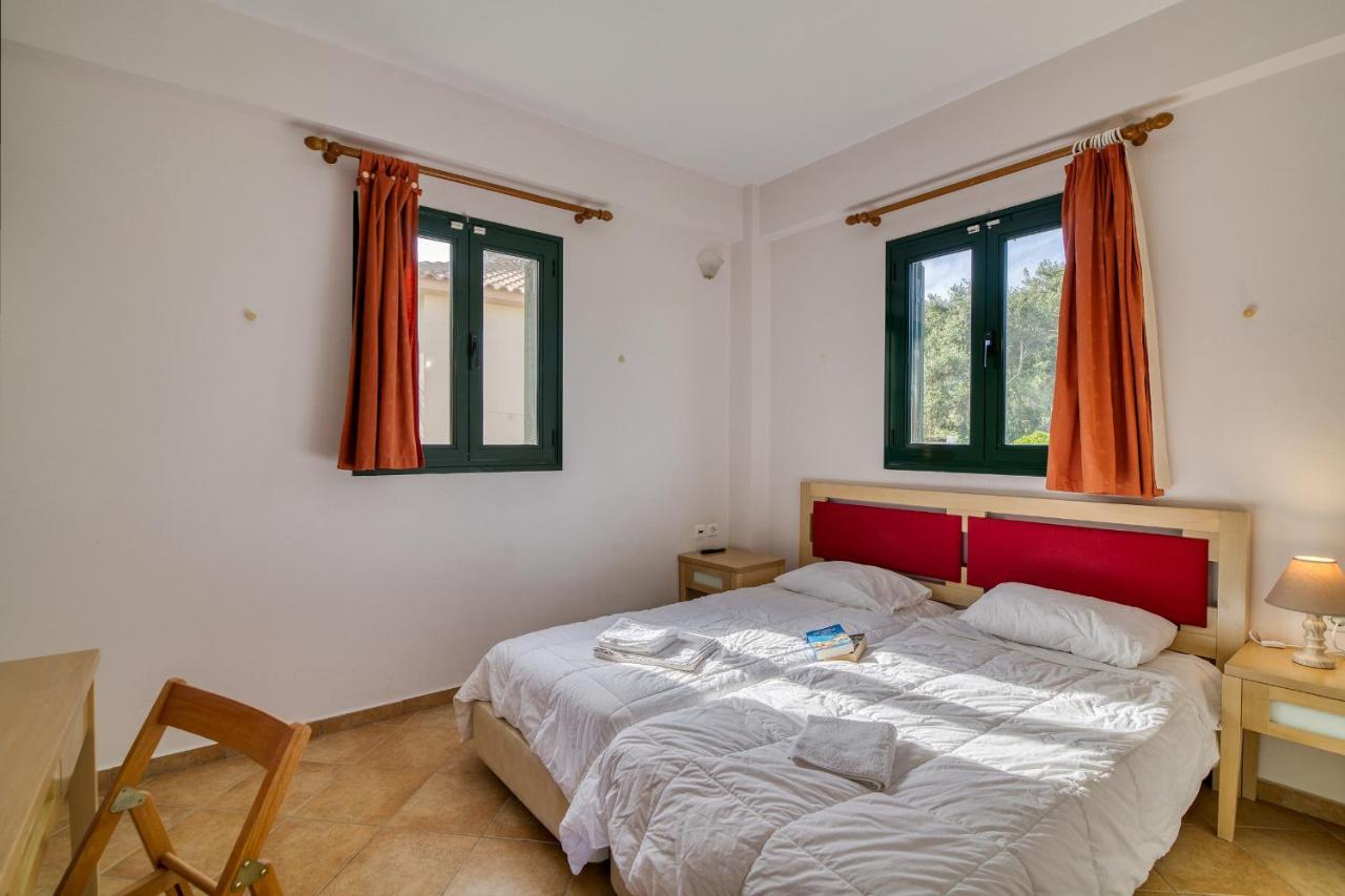 Analipsi Beach Front Villas - Happy Rentals Kástro Tornéze Екстериор снимка