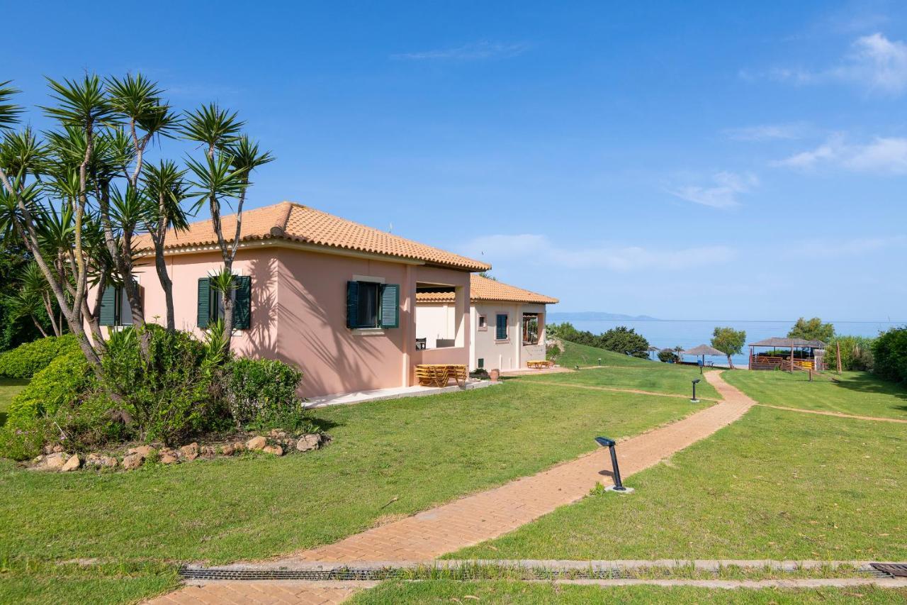 Analipsi Beach Front Villas - Happy Rentals Kástro Tornéze Екстериор снимка